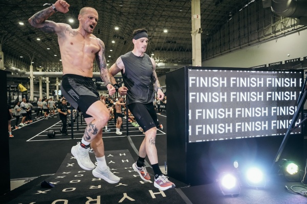 Jak si stojíš? Průměrné časy na jednotlivých stanicích HYROX závodu